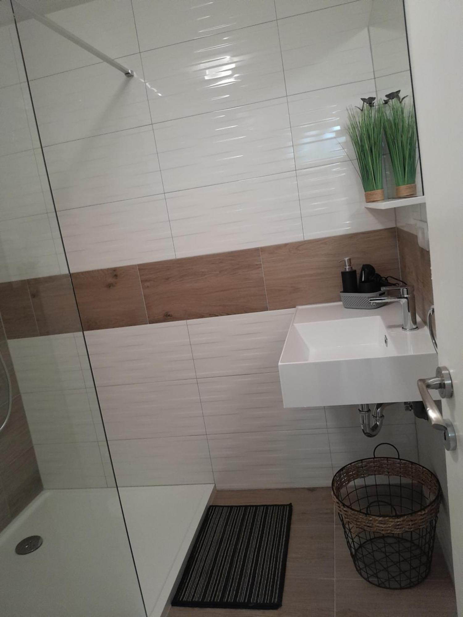 Seny Gold Apartment Pula Ngoại thất bức ảnh